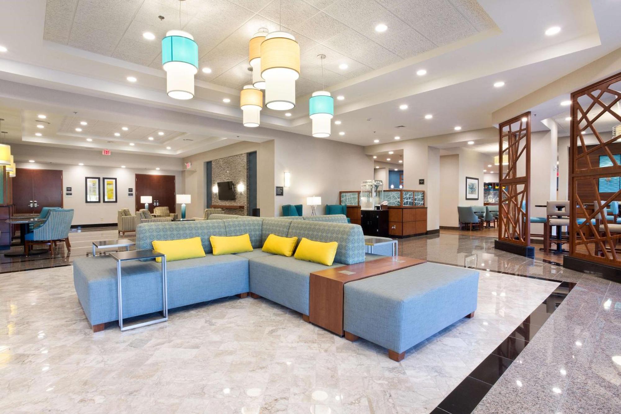 Drury Inn & Suites 벌링턴 외부 사진